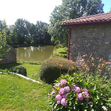 La Petite Maison Dans La Prairie Scille ภายนอก รูปภาพ